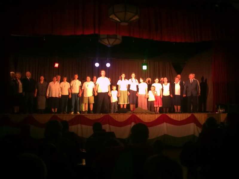 Ivancsits Tamás: A jó pásztor drámája a Faluházban 2010. október 23-án.