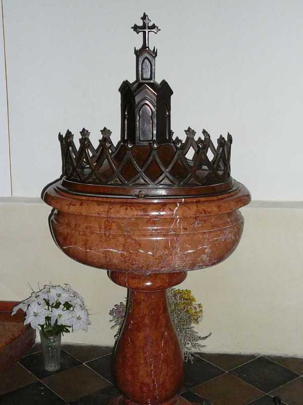 Keresztelőkút