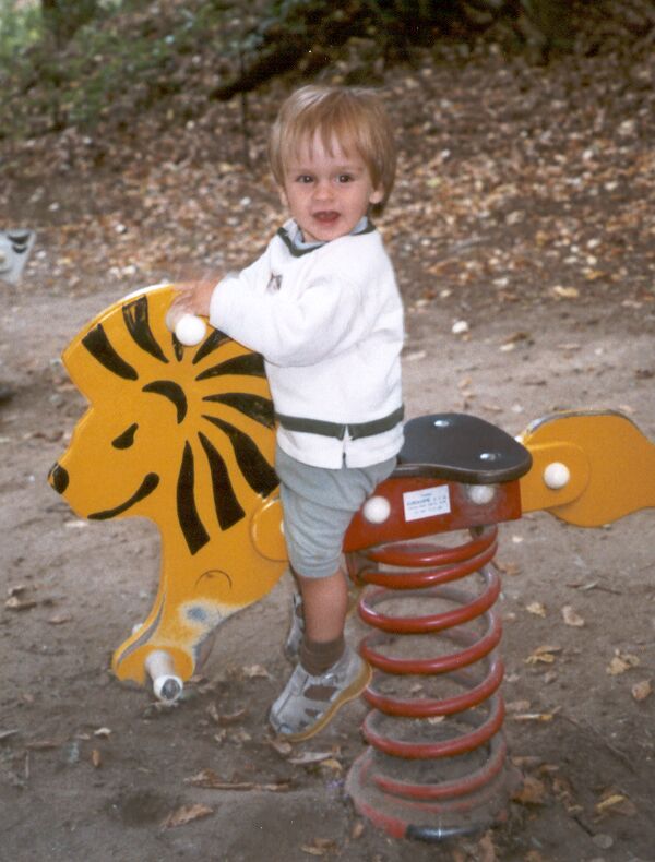 Riding on horseback - 75.873 bytes